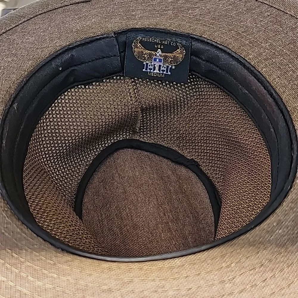 Henschel Hat Co. Size medium‎